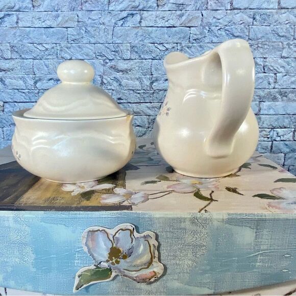 Vintage Pfaltzgraff Remembrance Sugar Bowl Creamer Set - Picture 8 of 10